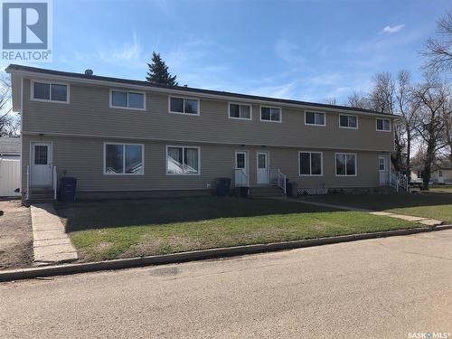 1202 Windover Avenue, Moosomin, SK - Outdoor With Facade