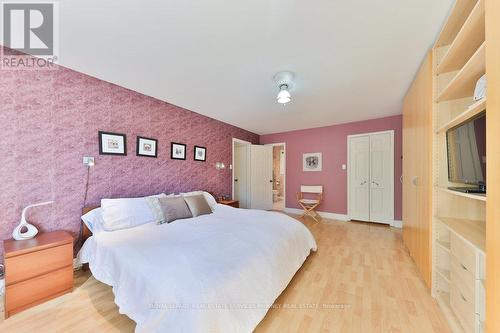 981 Valdese Drive, Mississauga, ON - Indoor Photo Showing Bedroom