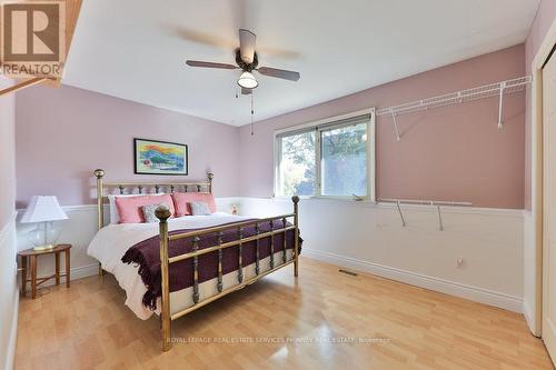 981 Valdese Drive, Mississauga, ON - Indoor Photo Showing Bedroom