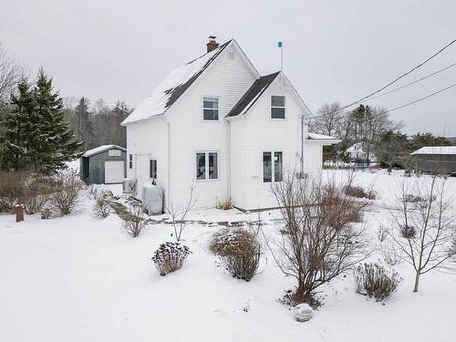 1555 Highway 242, River Hebert, NS 