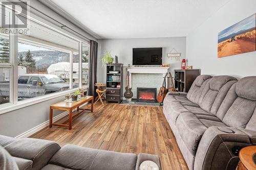 245 Phillips Road, Clearwater, BC - Indoor Photo Showing Living Room With Fireplace