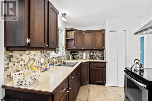 245 Phillips Road, Clearwater, BC - Indoor Photo Showing Kitchen With Double Sink