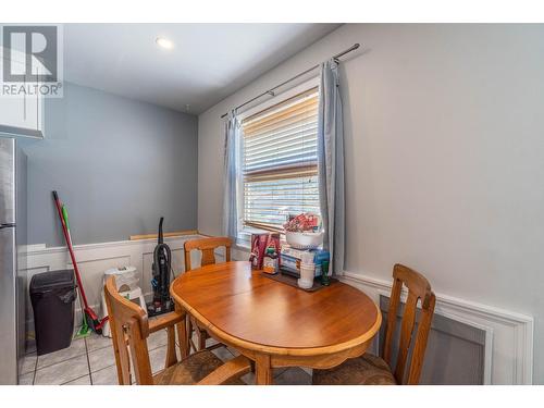 416 Waddington Drive, Kamloops, BC - Indoor Photo Showing Dining Room