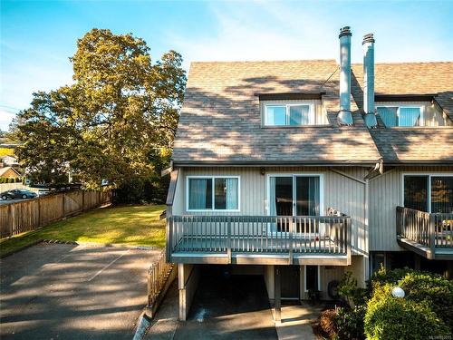 1-3981 Saanich Rd, Saanich, BC 