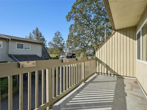 1-3981 Saanich Rd, Saanich, BC 