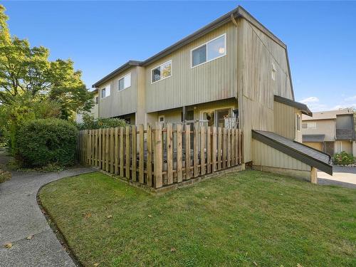 1-3981 Saanich Rd, Saanich, BC 