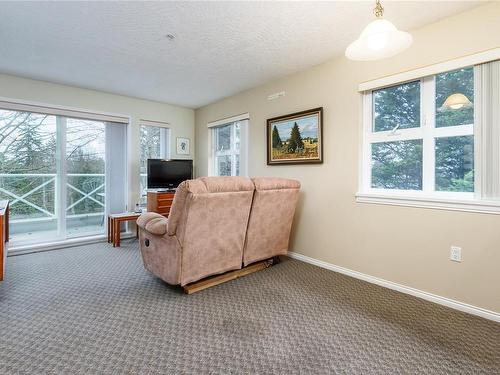 409-1683 Balmoral Ave, Comox, BC - Indoor