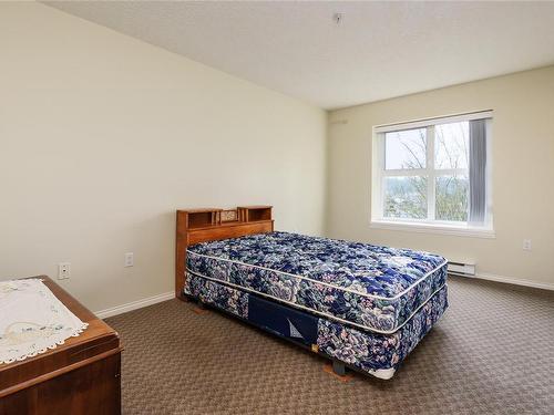 409-1683 Balmoral Ave, Comox, BC - Indoor Photo Showing Bedroom