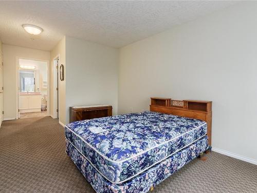 409-1683 Balmoral Ave, Comox, BC - Indoor Photo Showing Bedroom