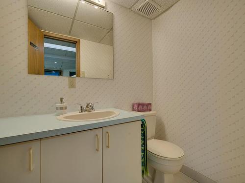 Powder room - 600  - 600A Rue Franchère, Laval (Duvernay), QC - Indoor Photo Showing Bathroom