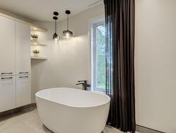 Ensuite bathroom - 