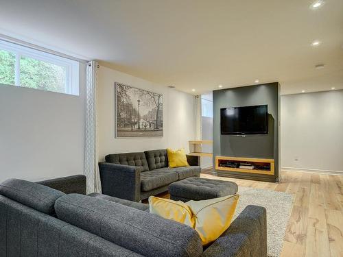 Family room - 4215 Rue Du Myosotis, Saint-Bruno-De-Montarville, QC - Indoor Photo Showing Living Room