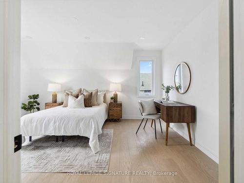 23 Albert St, Cambridge, ON - Indoor Photo Showing Bedroom