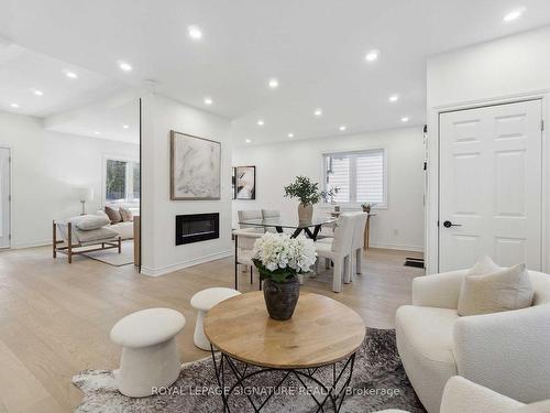 23 Albert St, Cambridge, ON - Indoor Photo Showing Living Room With Fireplace