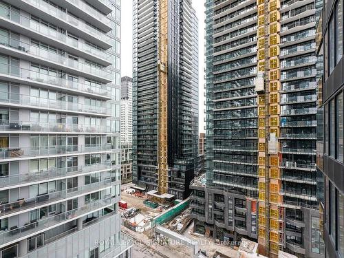 1103-117 Broadway Ave, Toronto, ON - Outdoor With Balcony With Facade