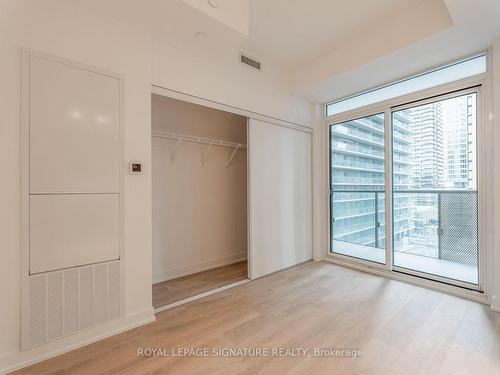 1103-117 Broadway Ave, Toronto, ON - Indoor Photo Showing Other Room