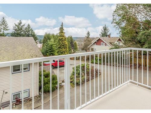 1-1129A 2Nd Ave, Ladysmith, BC - Outdoor