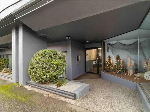 402-755 Hillside Ave, Victoria, BC - Outdoor With Exterior