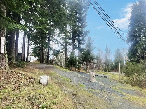 2932 York Rd, Campbell River, BC 