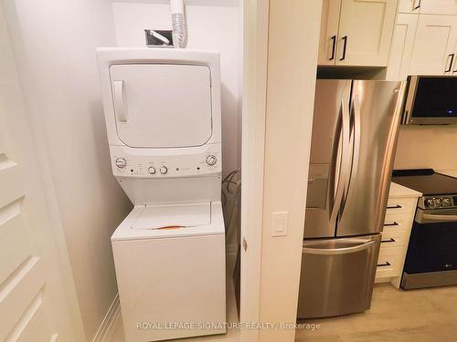 418-470 Gordon Krantz Ave, Milton, ON - Indoor Photo Showing Laundry Room