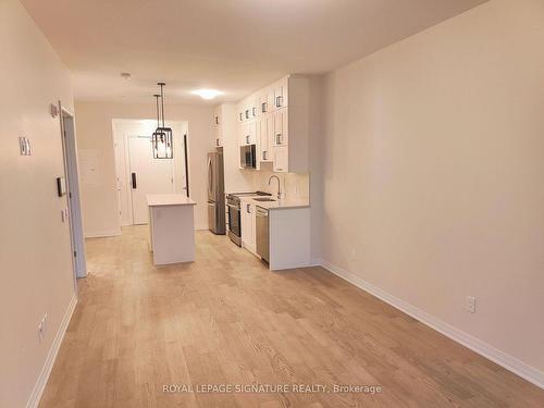 418-470 Gordon Krantz Ave, Milton, ON - Indoor Photo Showing Kitchen