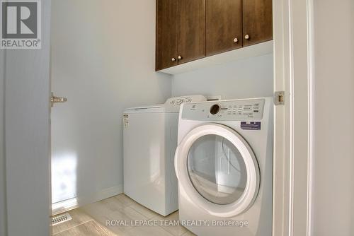 704 Devario Crescent, Ottawa, ON - Indoor Photo Showing Laundry Room