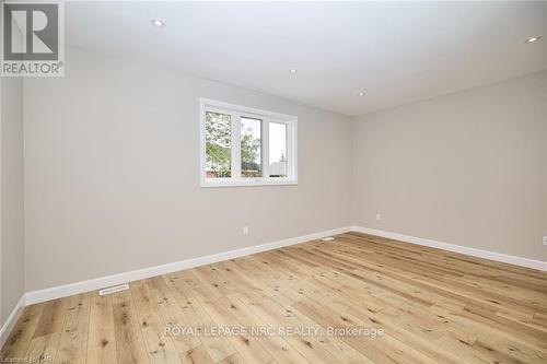 14 Loganberry Court, Fort Erie (337 - Crystal Beach), ON - Indoor Photo Showing Other Room