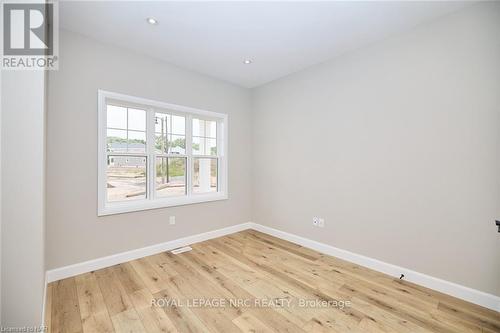 14 Loganberry Court, Fort Erie (337 - Crystal Beach), ON - Indoor Photo Showing Other Room