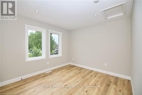 14 Loganberry Court, Fort Erie (337 - Crystal Beach), ON - Indoor Photo Showing Other Room