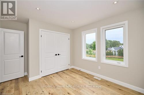 14 Loganberry Court, Fort Erie (337 - Crystal Beach), ON - Indoor Photo Showing Other Room