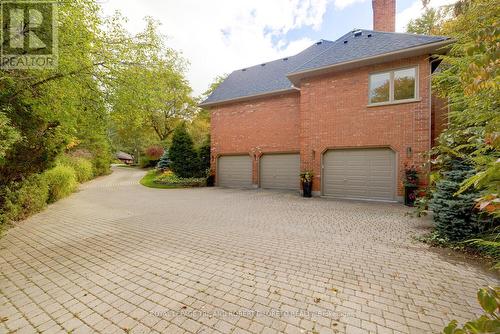 82 Chestnut Court, London, ON - Outdoor