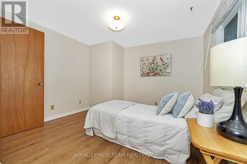 2099 Balharrie Avenue, Ottawa, ON - Indoor Photo Showing Bedroom