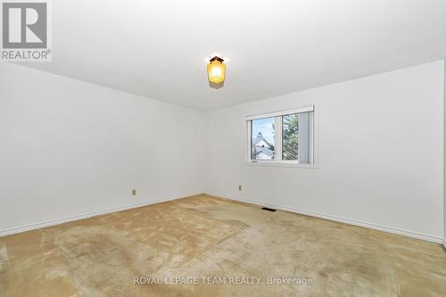 2099 Balharrie Avenue, Ottawa, ON - Indoor Photo Showing Other Room