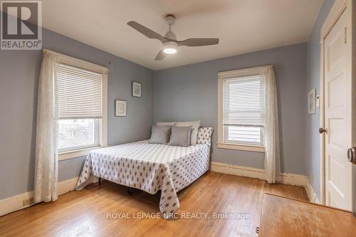 7 Chaplin Avenue, St. Catharines, ON - Indoor Photo Showing Bedroom