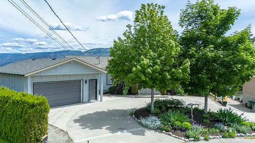 4181 6 Avenue, Peachland, BC - Outdoor