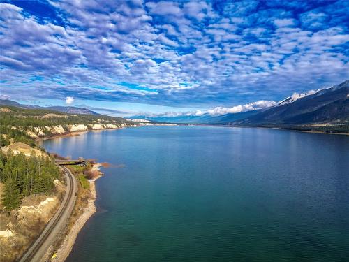 7001 Columbia Ridge Drive, Fairmont Hot Springs, BC - Outdoor With Body Of Water With View