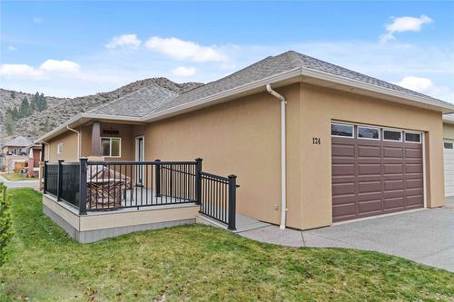 124-2920 Valleyview Drive, Kamloops, BC - Outdoor With Exterior