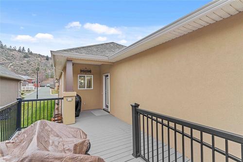 124-2920 Valleyview Drive, Kamloops, BC - Outdoor With Exterior