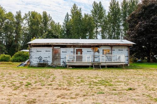 1117 15Th Avenue, Creston, BC - Outdoor With Deck Patio Veranda