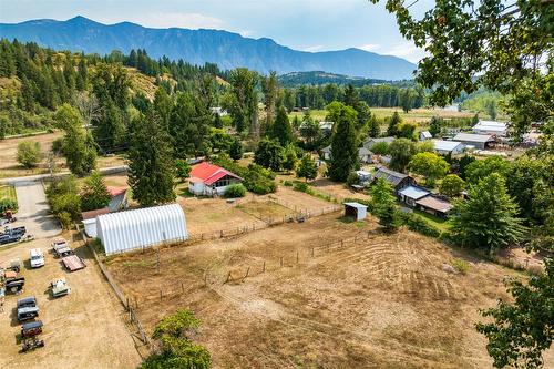 1117 15Th Avenue, Creston, BC - Outdoor With View