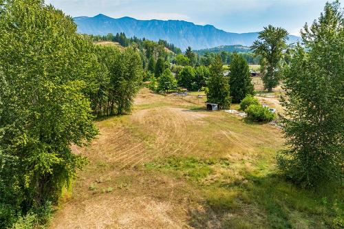 1117 15Th Avenue, Creston, BC - Outdoor With View