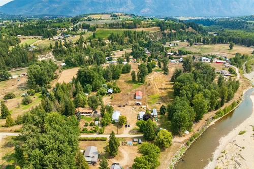 1117 15Th Avenue, Creston, BC - Outdoor With View