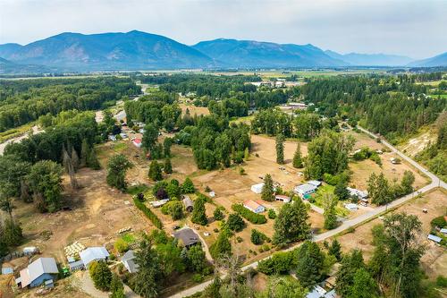 1117 15Th Avenue, Creston, BC - Outdoor With View