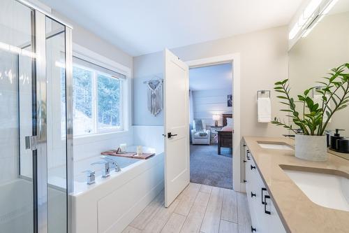 2644 Willowbrae Drive, Kamloops, BC - Indoor Photo Showing Bathroom