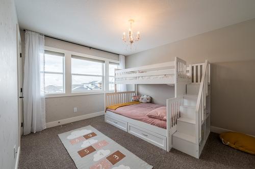 2644 Willowbrae Drive, Kamloops, BC - Indoor Photo Showing Bedroom