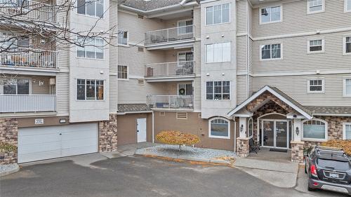 204-120 Vernon Avenue, Kamloops, BC - Outdoor With Balcony With Facade