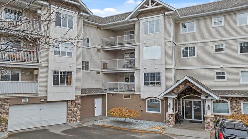 204-120 Vernon Avenue, Kamloops, BC - Outdoor With Balcony With Facade