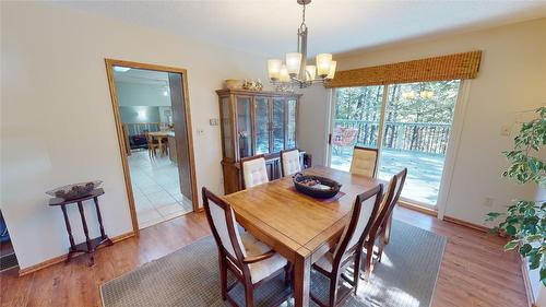 2201 29Th Street, Cranbrook, BC - Indoor Photo Showing Dining Room