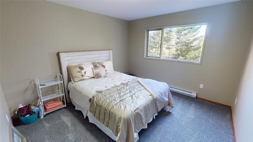 2201 29Th Street, Cranbrook, BC - Indoor Photo Showing Bedroom