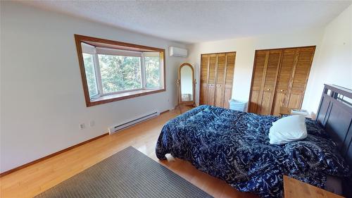 2201 29Th Street, Cranbrook, BC - Indoor Photo Showing Bedroom